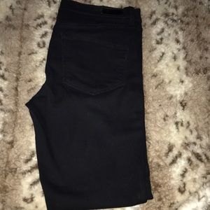 Black skinny jeans